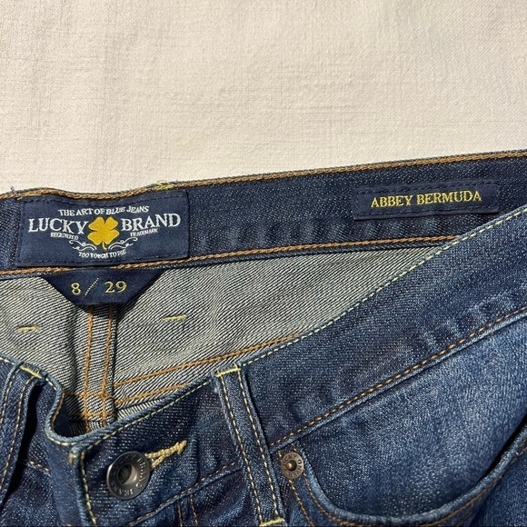 🍀LUCKY BRAND🍀 (NWOT) DENIM SHORTS SIZE 8 - Picture 5 of 8